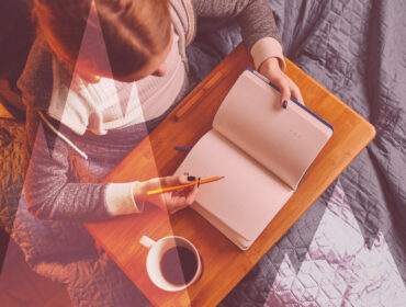 Journaling : 5 questions introspectives puissantes qui vont te retourner le cerveau