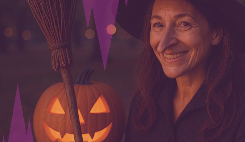 Femme en tenue de sorcière lisant un grimoire, symbole de pouvoir intérieur et de douceur affirmée — illustration de l’article “Trop gentille ?”